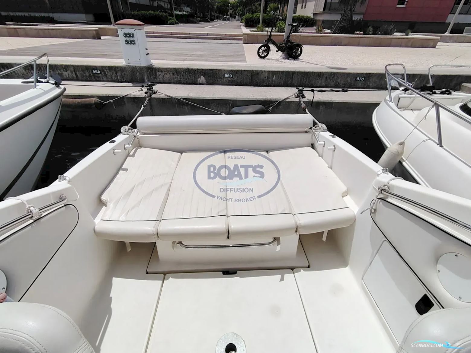 Jeanneau Leader 705