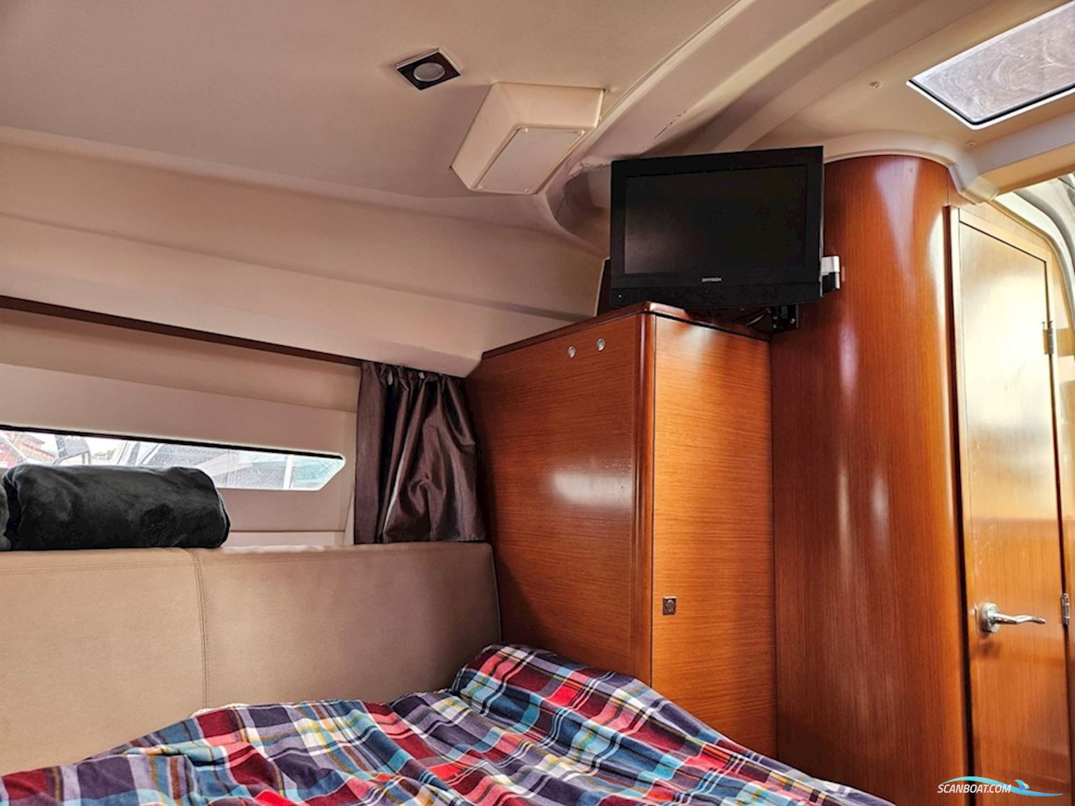 Jeanneau Leader 8