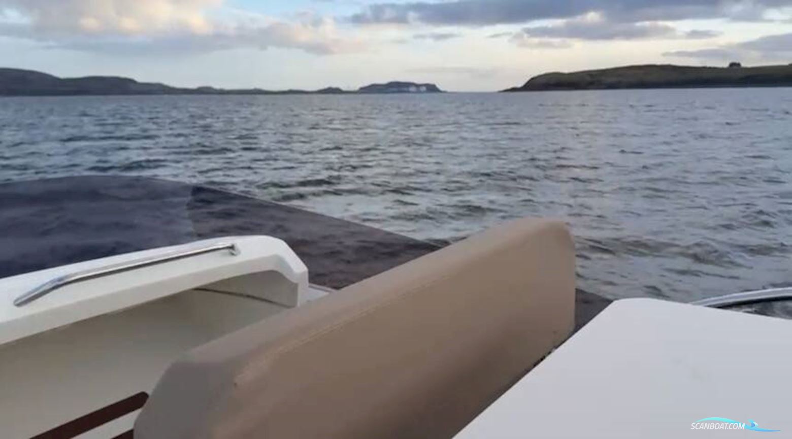 Jeanneau Merry Fisher 10