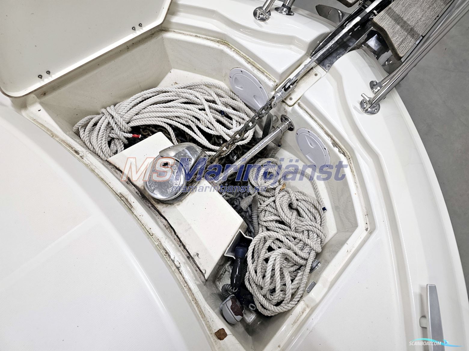 Jeanneau Merry Fisher 10