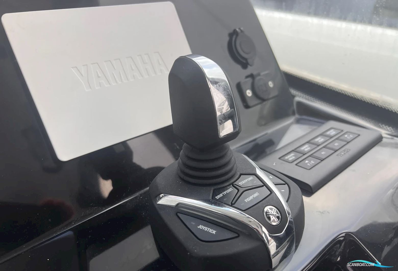 Jeanneau Merry Fisher 1095 Coupé