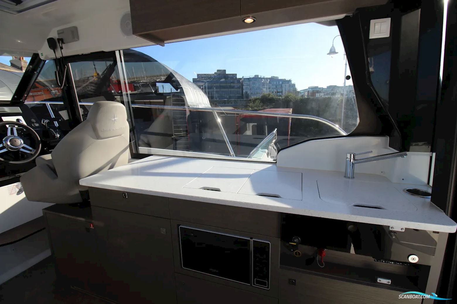 Jeanneau Merry Fisher 1095 Coupé