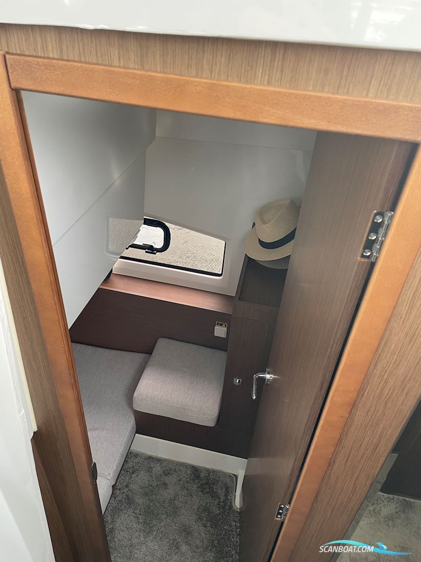 Jeanneau Merry Fisher 1095 Fly