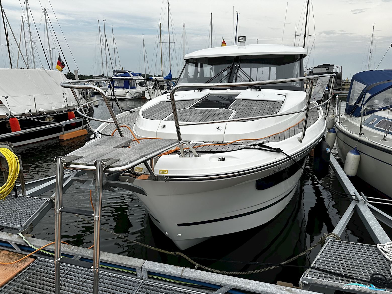 Jeanneau Merry Fisher 1095