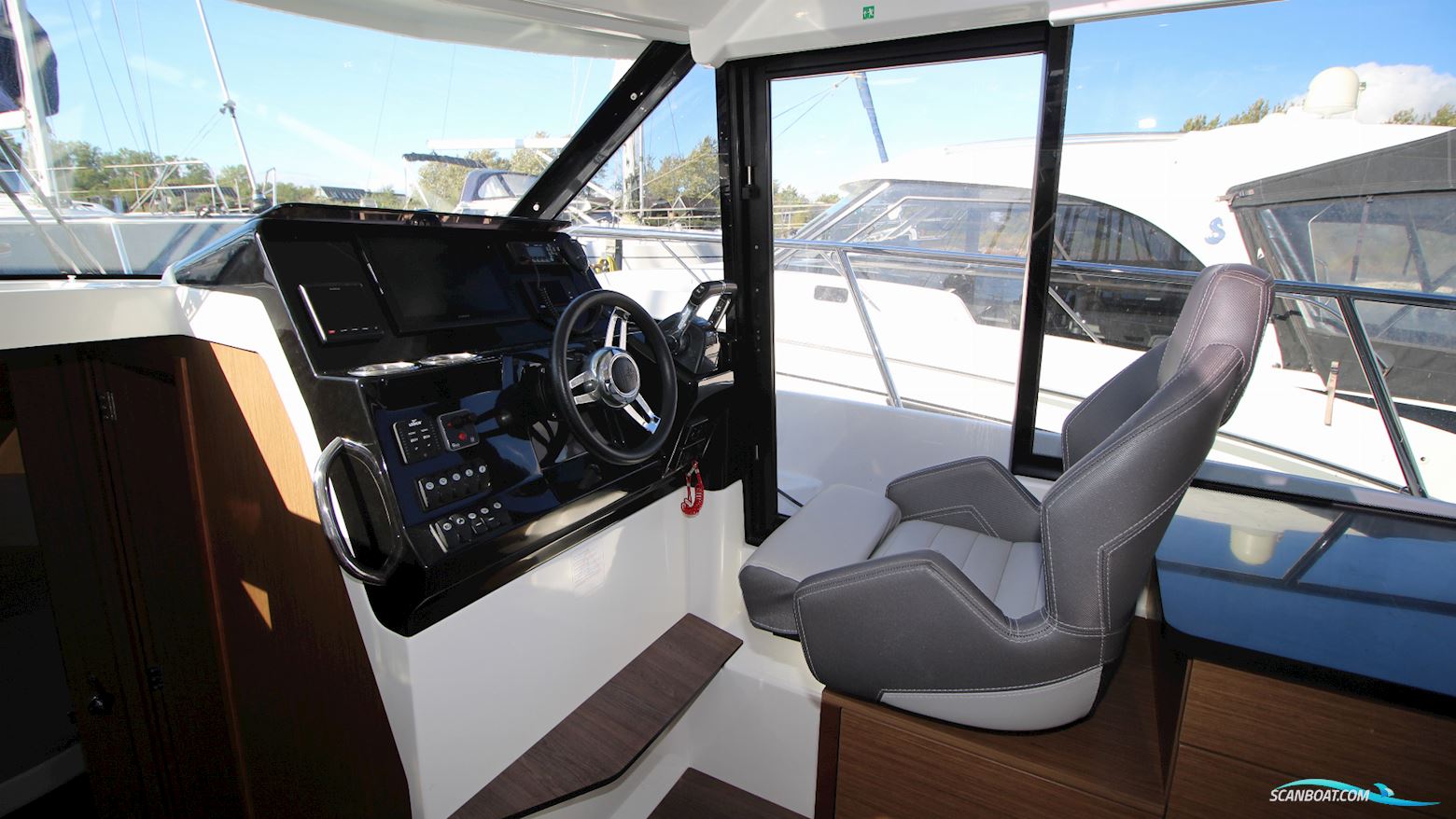 Jeanneau Merry Fisher 1095