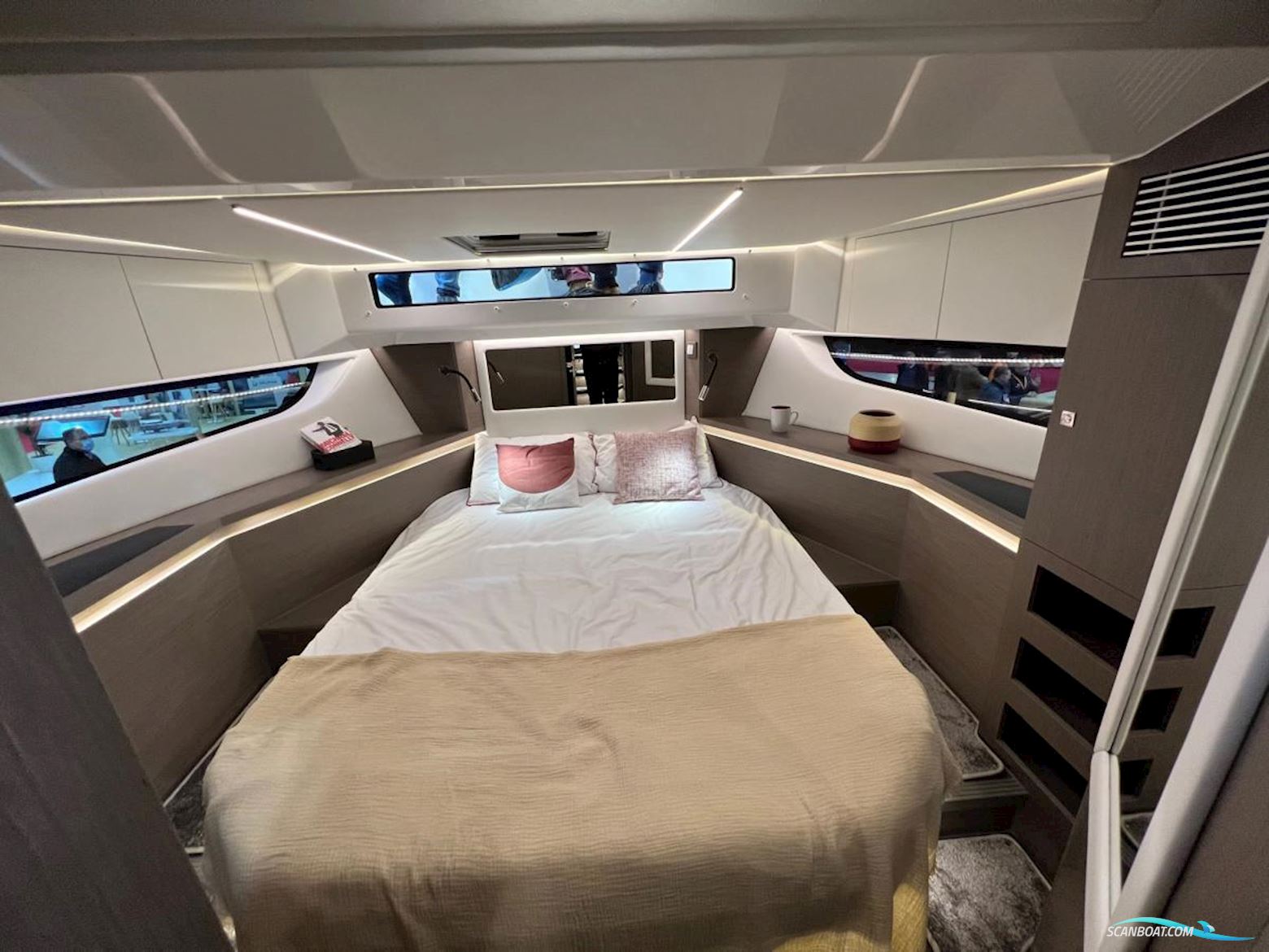 Jeanneau Merry Fisher 1295 FLY