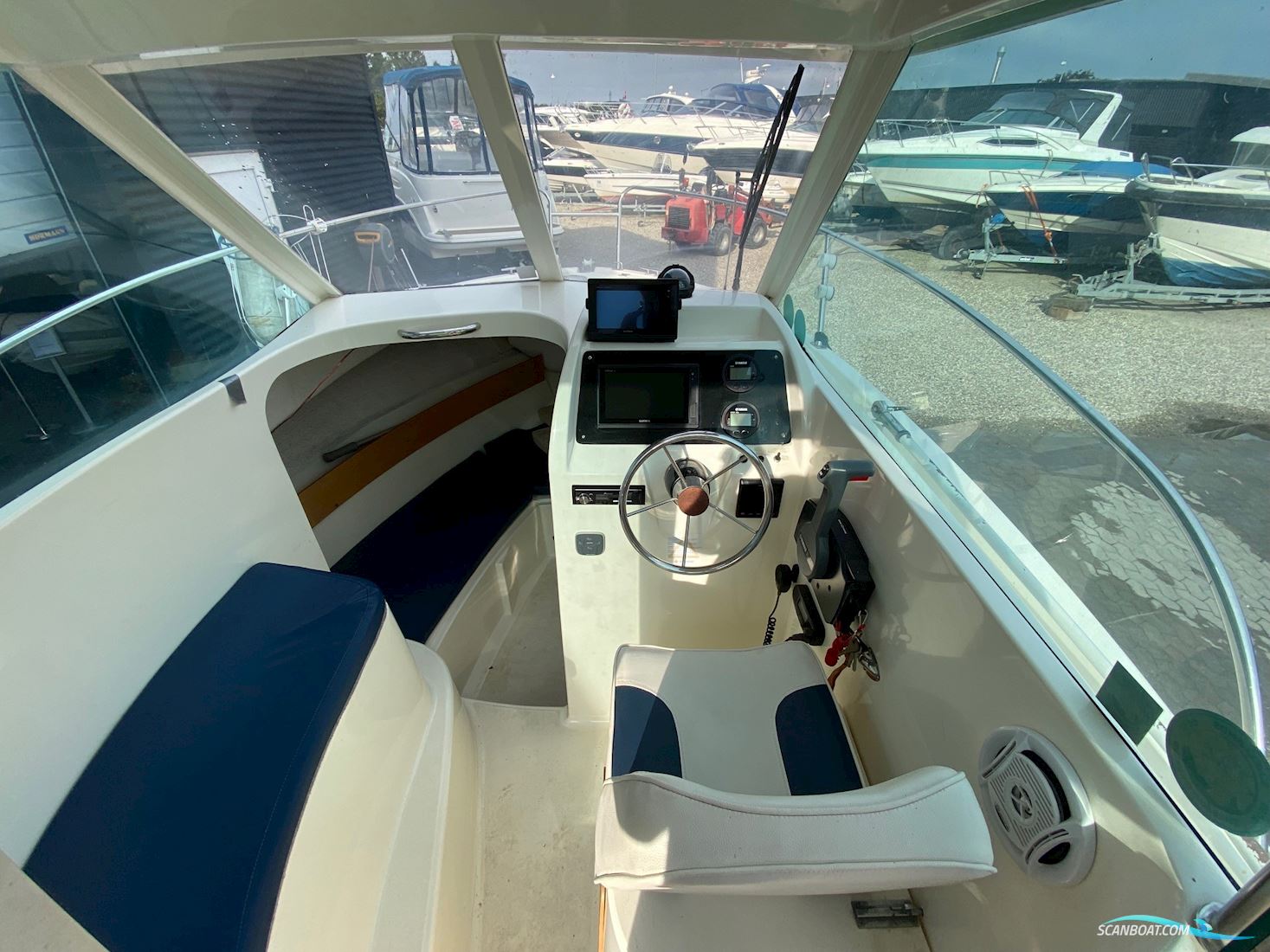 Jeanneau Merry Fisher 585