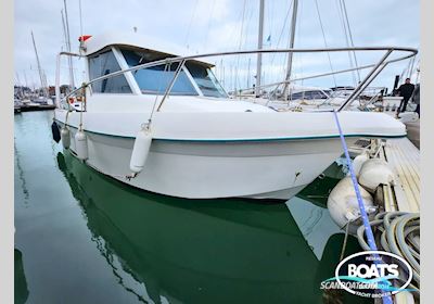 Jeanneau Merry Fisher 610 Motorbåt 2000, med Evinrude motor, Frankrike