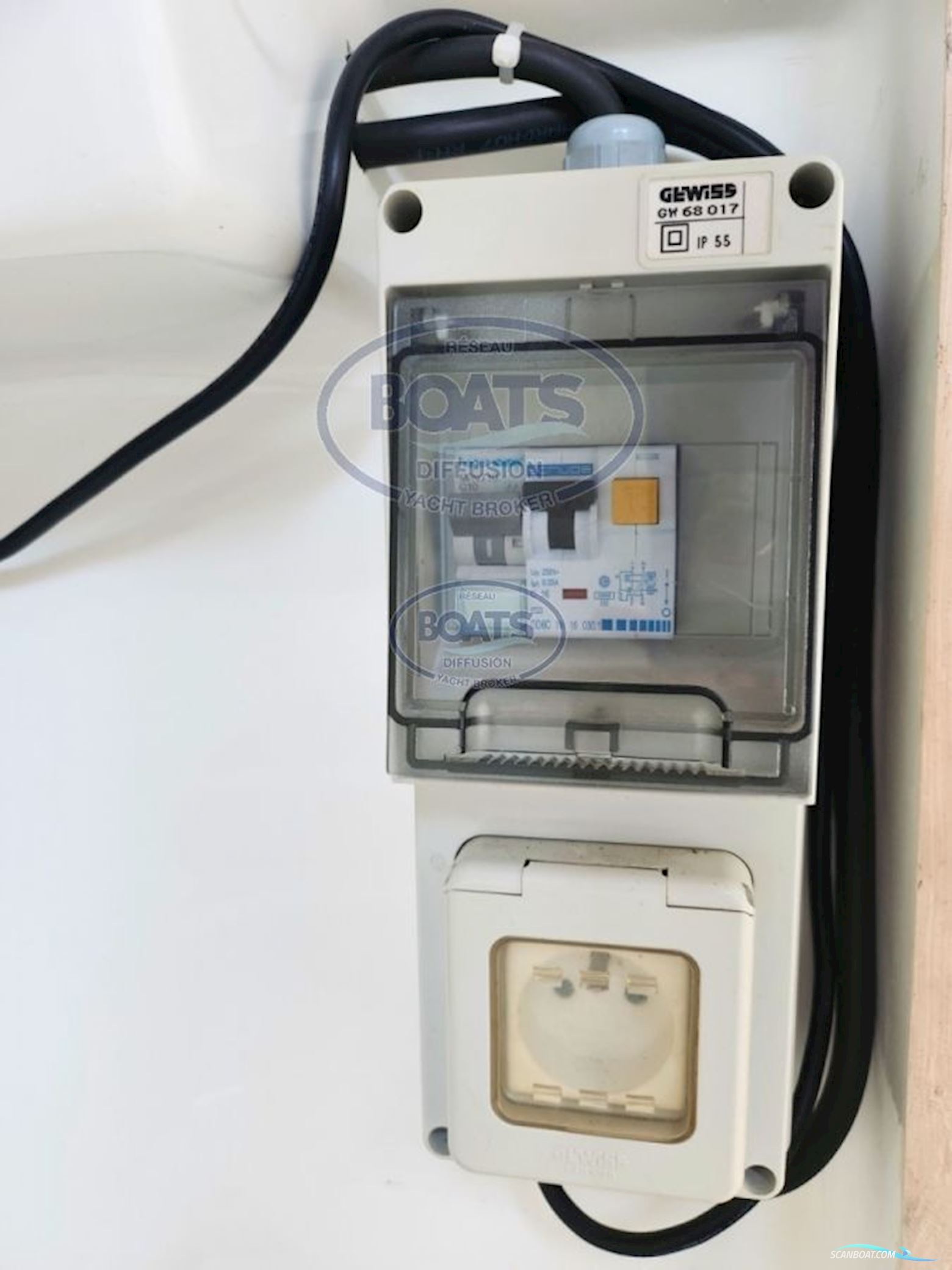 Jeanneau MERRY FISHER 610