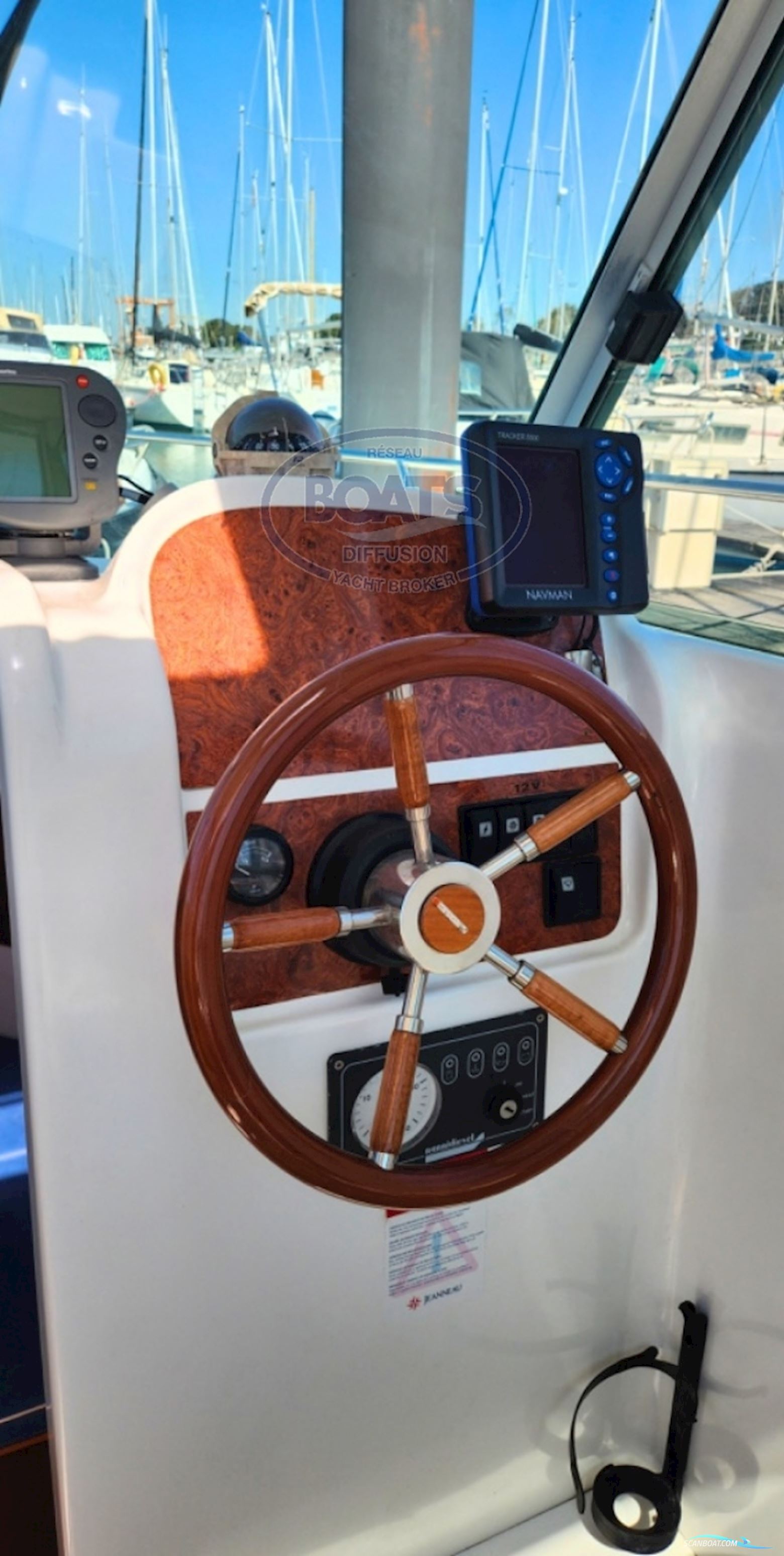 Jeanneau MERRY FISHER 635