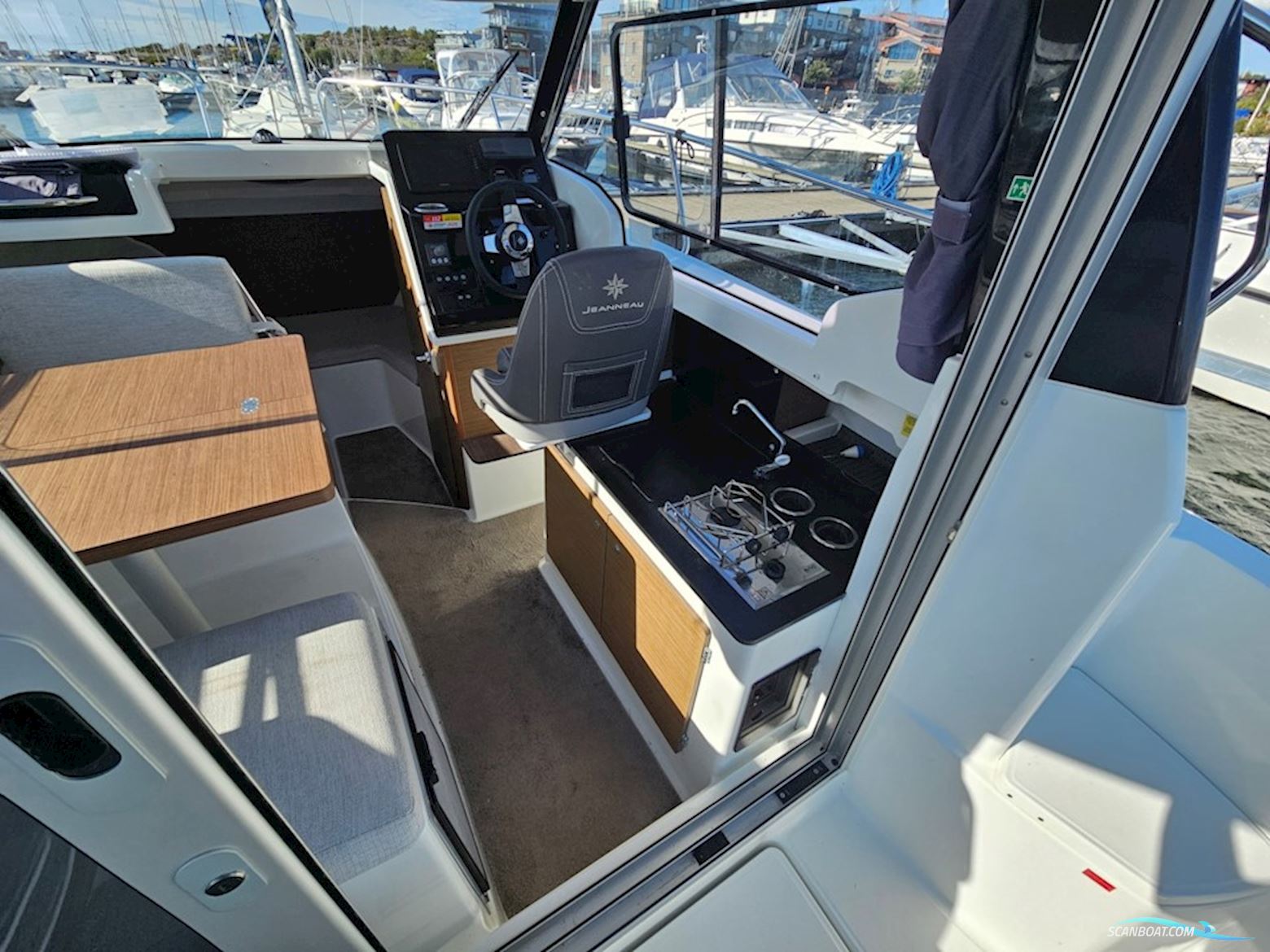 Jeanneau Merry Fisher 695  series 2