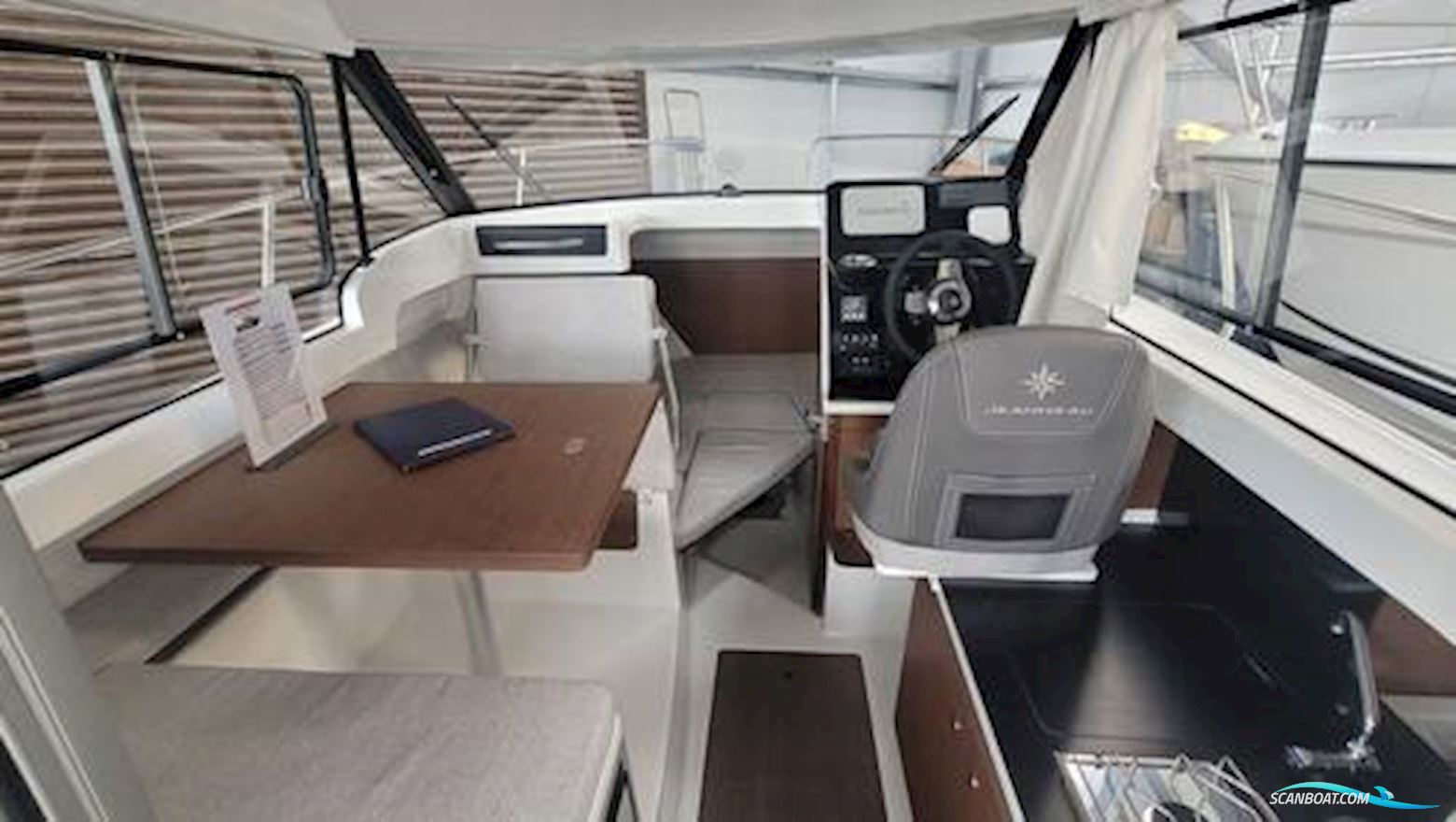 Jeanneau Merry Fisher 695 S2 - High Spec