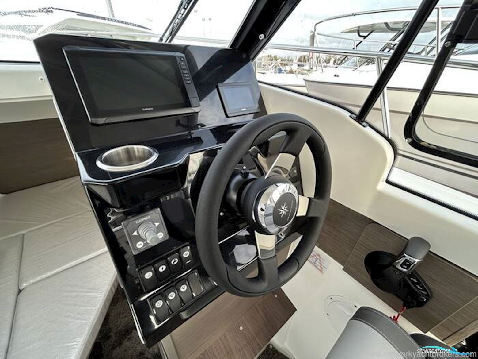 Jeanneau Merry Fisher 695 S2 Legend
