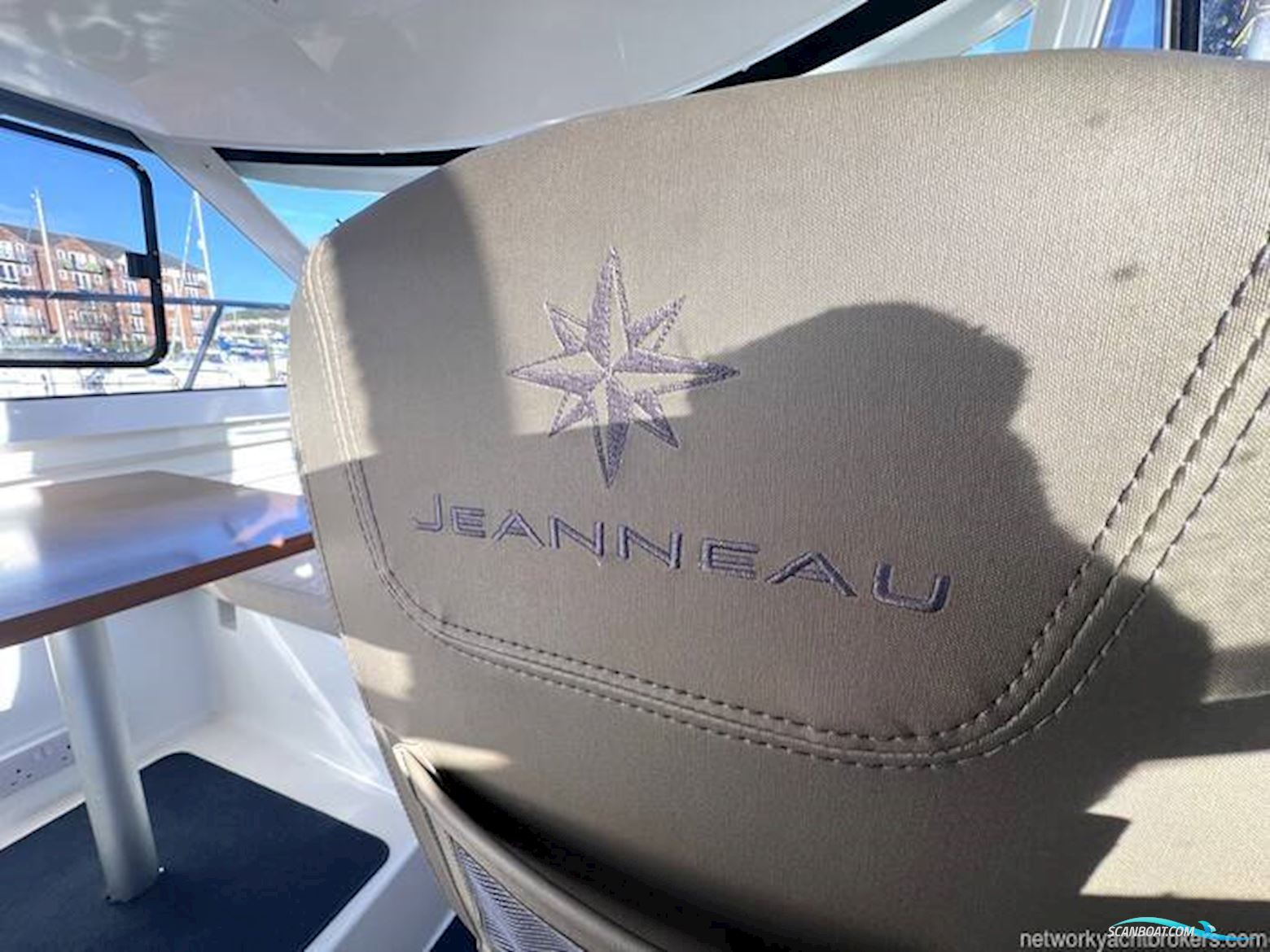 Jeanneau Merry Fisher 695