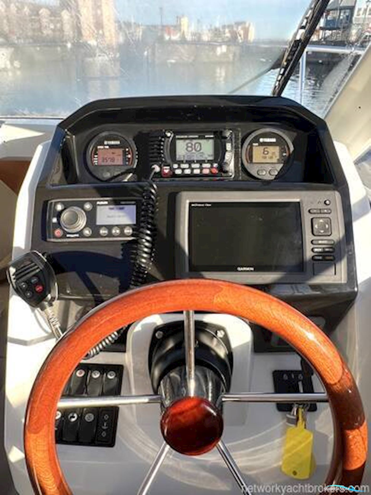 Jeanneau Merry Fisher 695