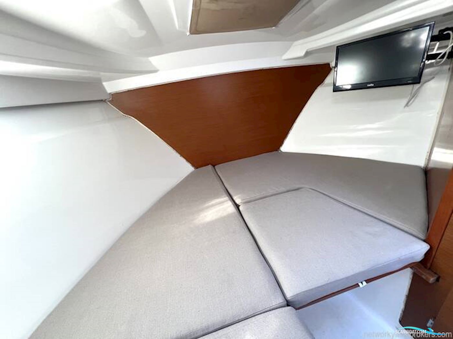 Jeanneau Merry Fisher 695