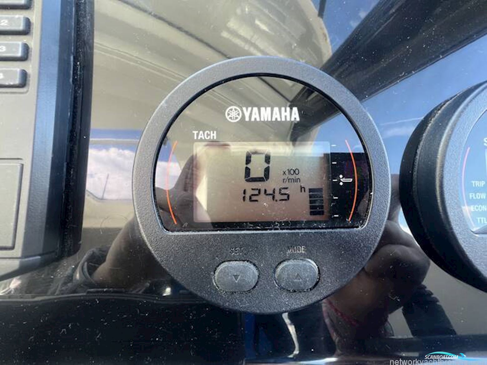 Jeanneau Merry Fisher 695