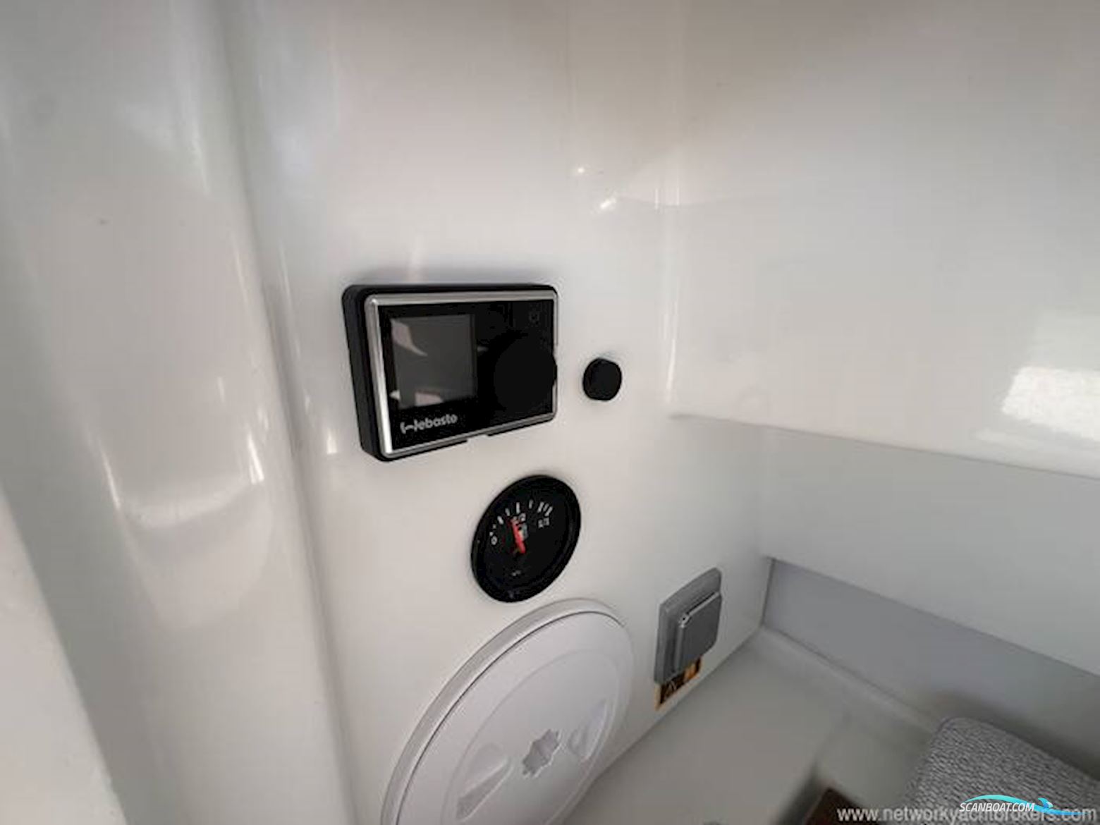 Jeanneau Merry Fisher 695 Series 2