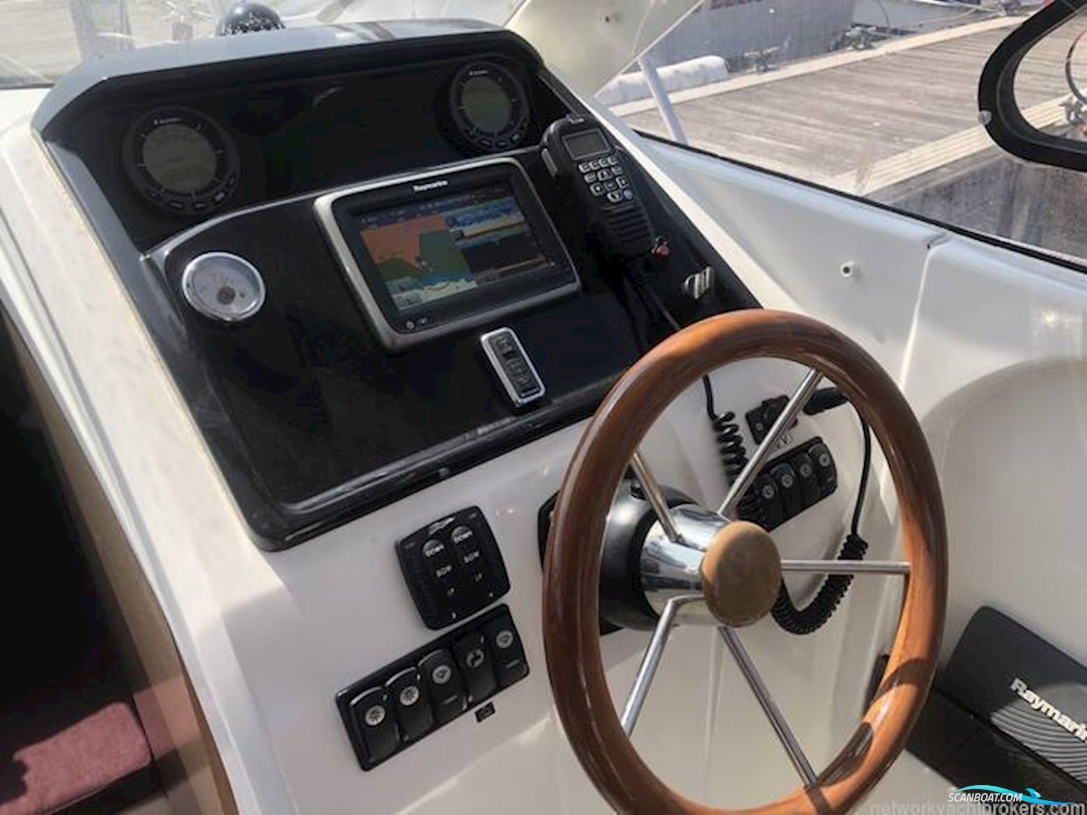 Jeanneau Merry Fisher 755