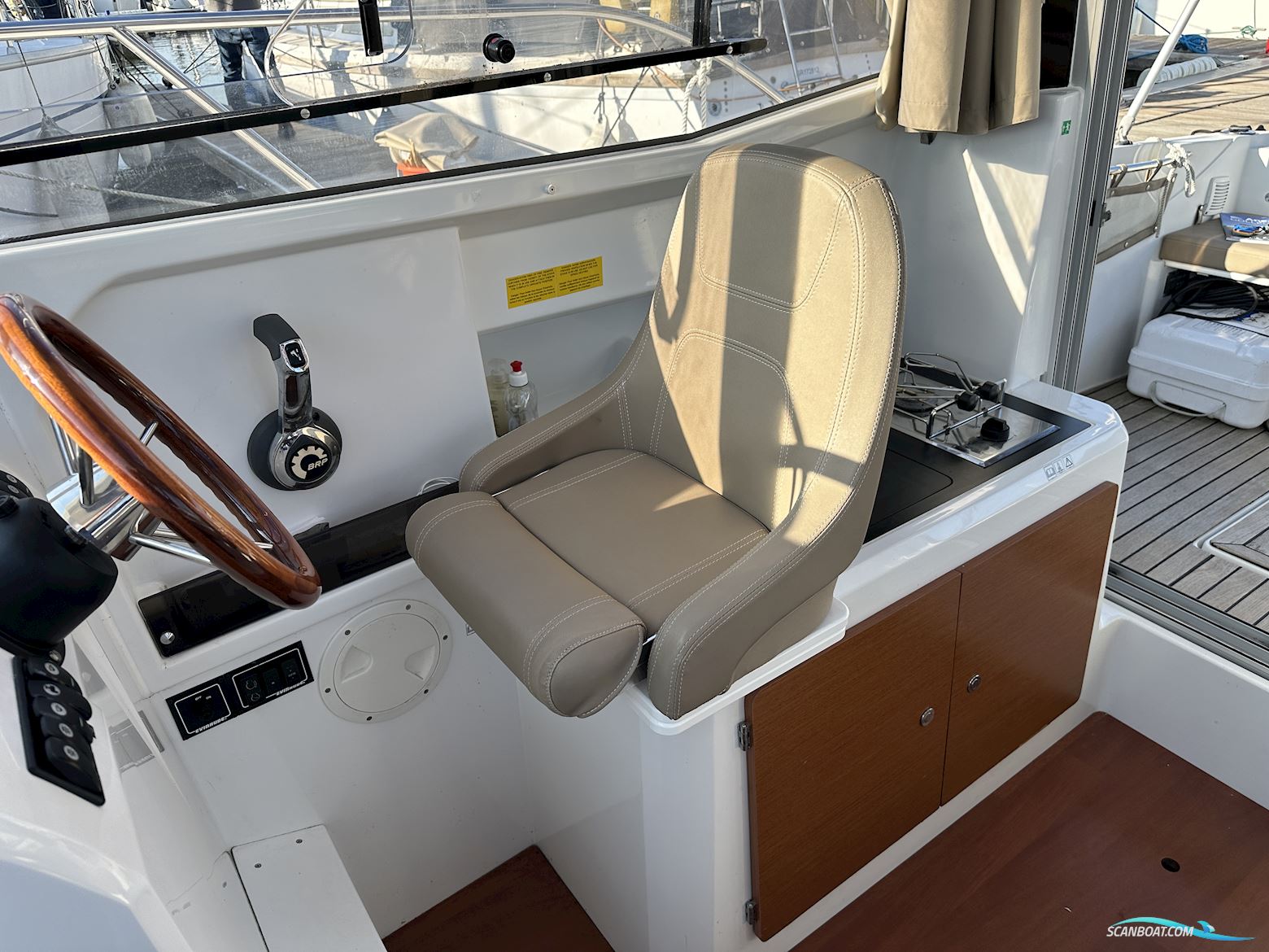 Jeanneau Merry Fisher 755