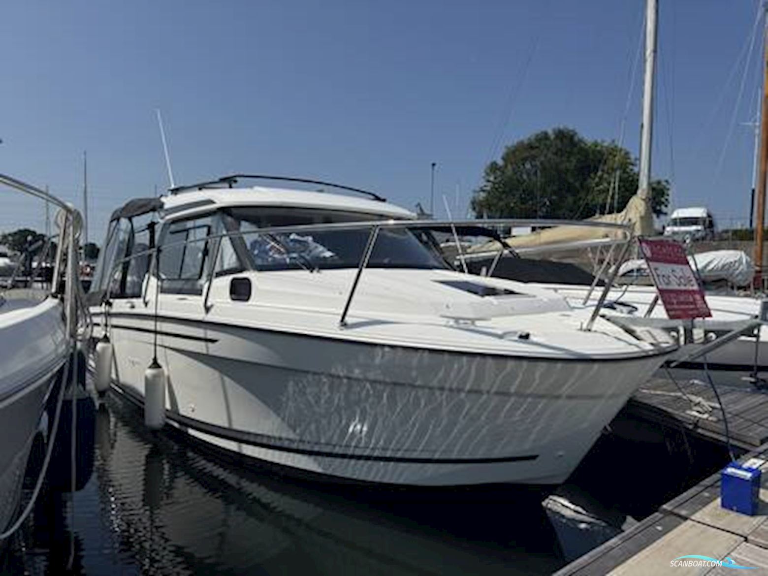 Jeanneau Merry Fisher 795 S2 Motorbåt 2021, med Yamaha F200 motor, England