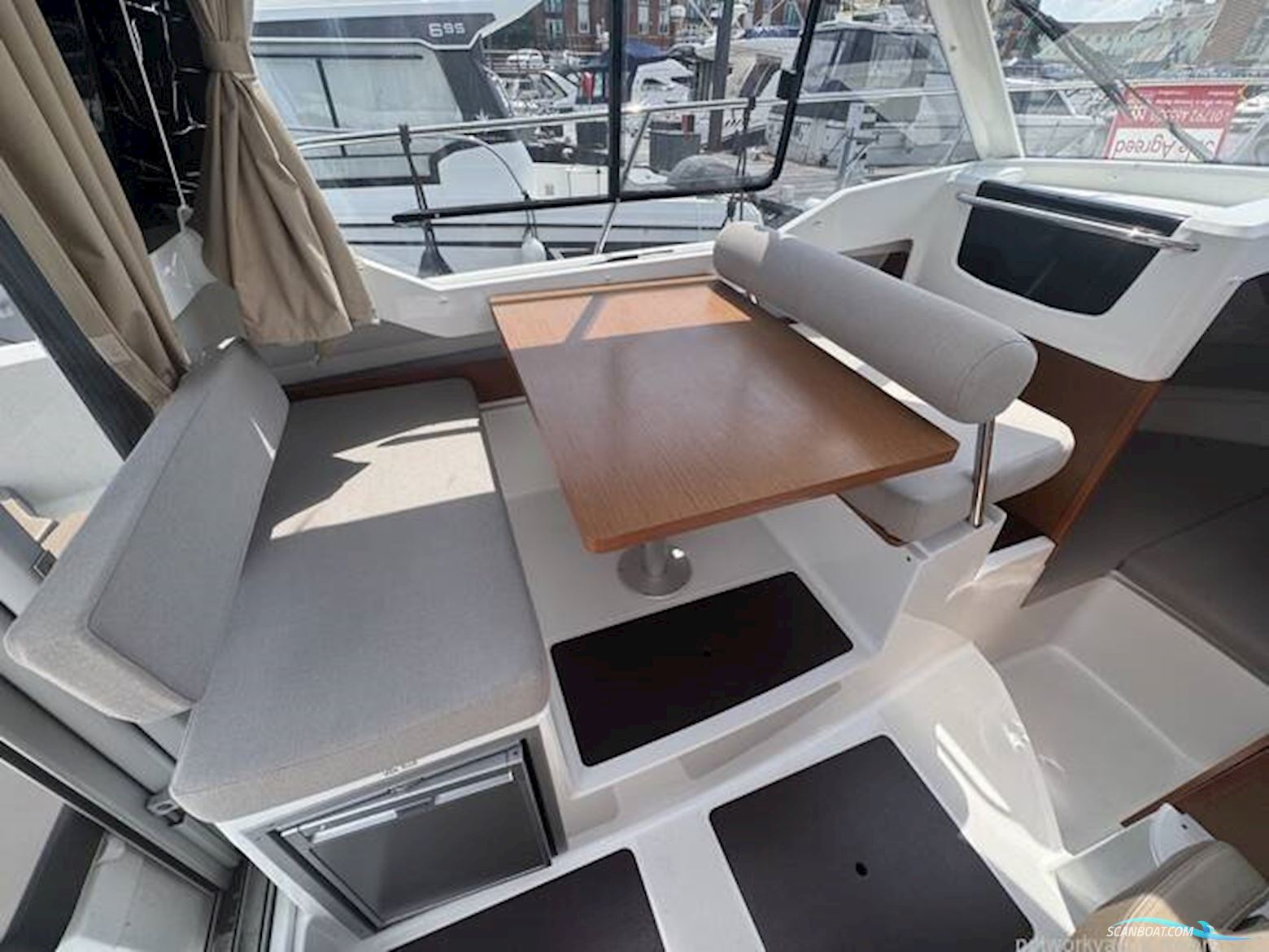 Jeanneau Merry Fisher 795