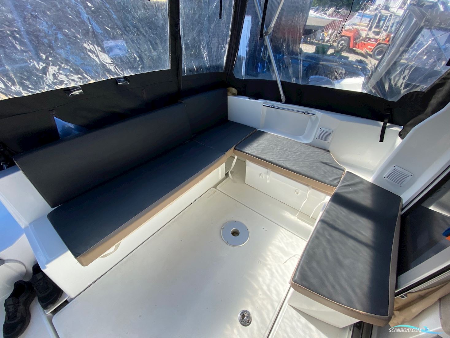 Jeanneau Merry Fisher 795