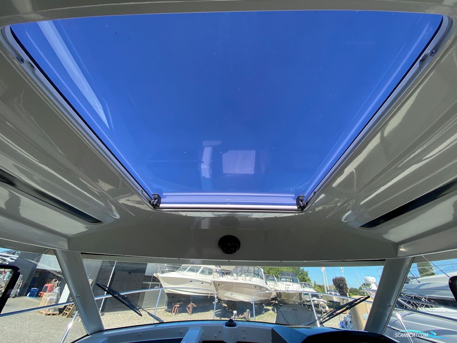 Jeanneau Merry Fisher 795