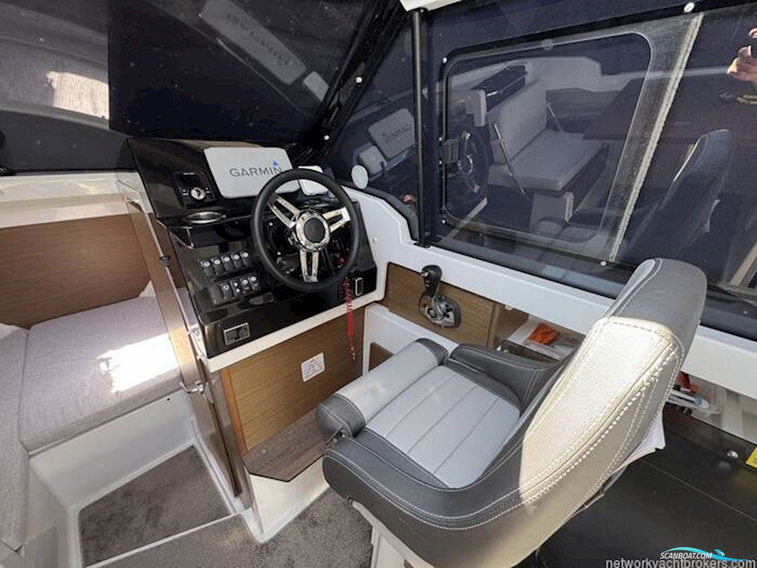 Jeanneau Merry Fisher 795