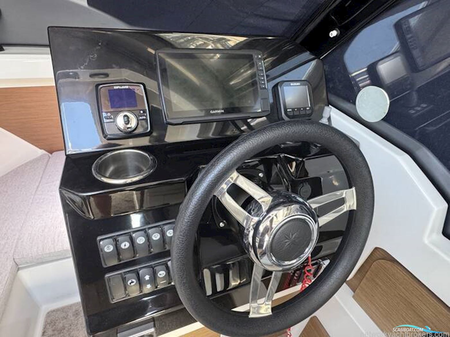 Jeanneau Merry Fisher 795