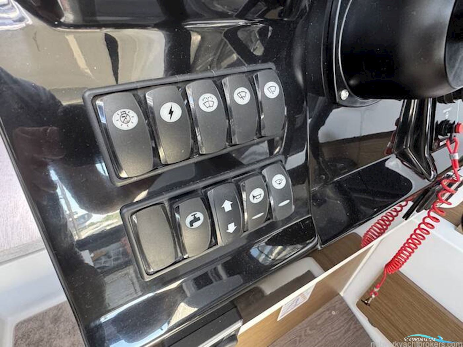 Jeanneau Merry Fisher 795