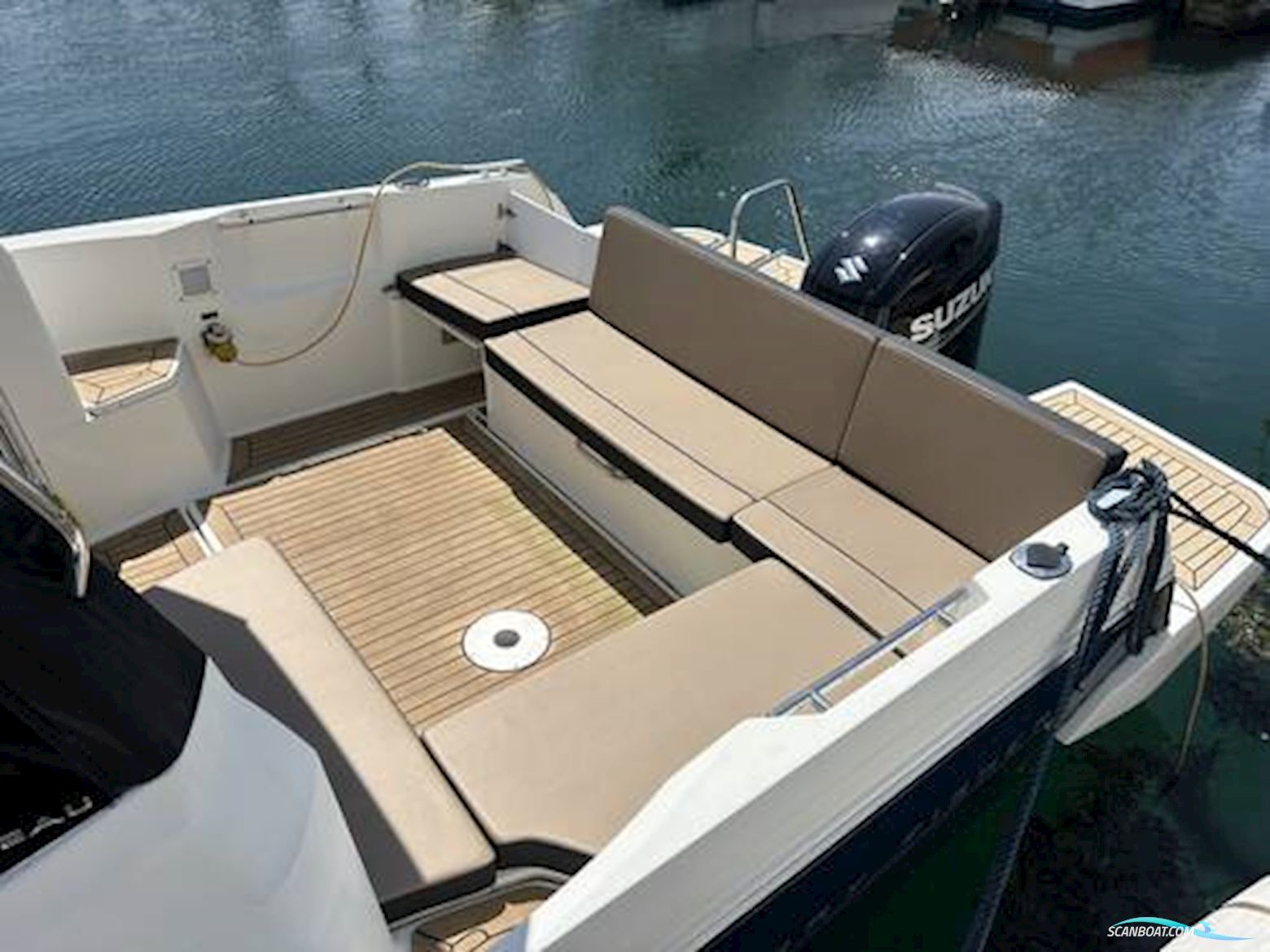 Jeanneau Merry Fisher 795