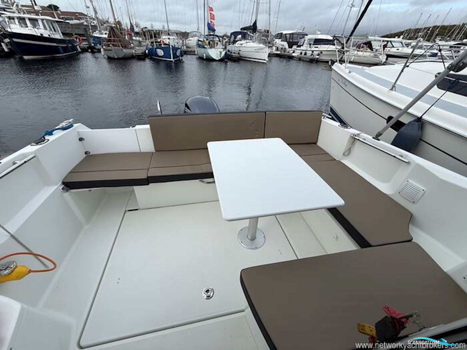 Jeanneau Merry Fisher 795