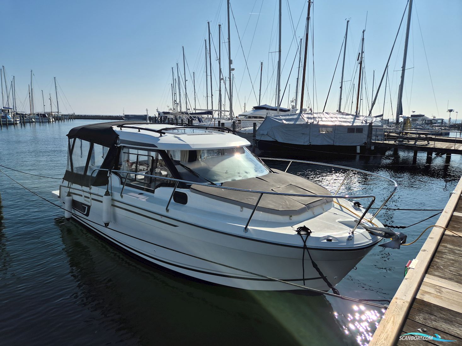 Jeanneau Merry Fisher 795