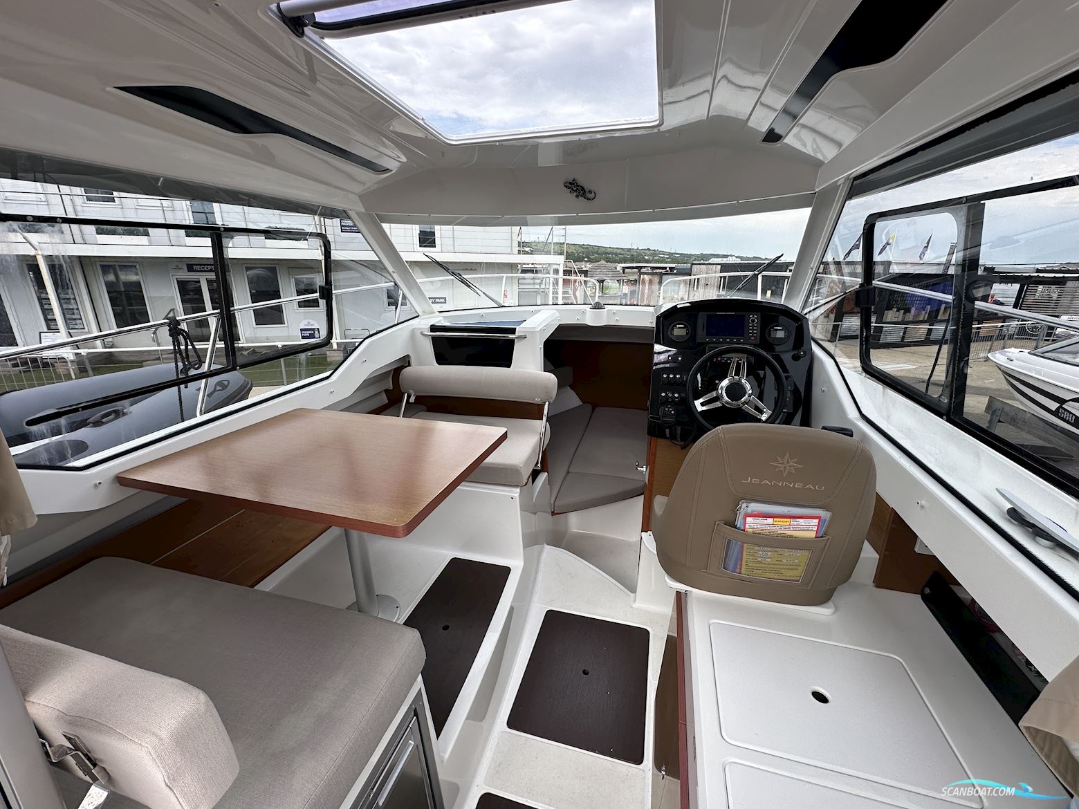 Jeanneau Merry Fisher 795
