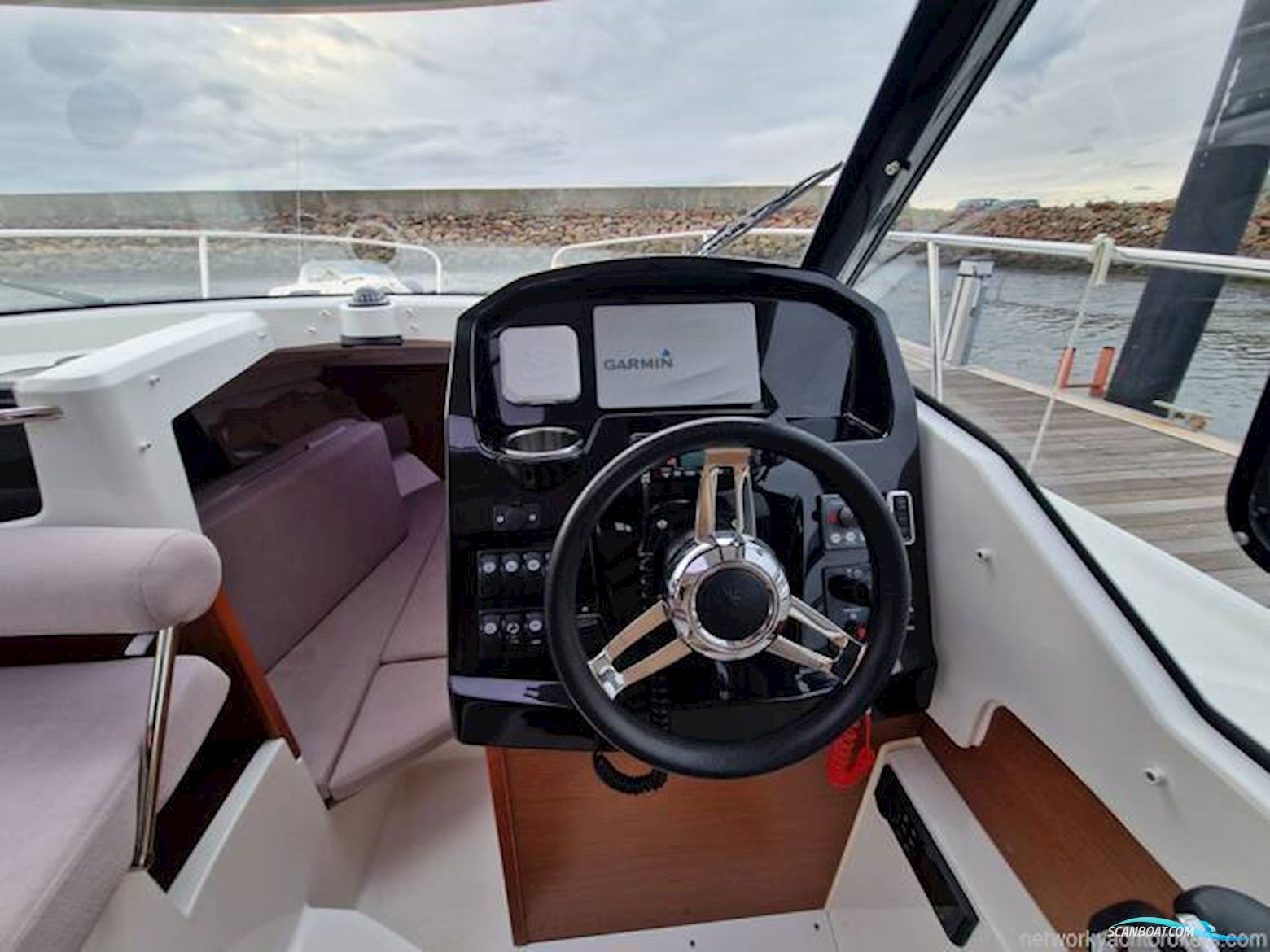 Jeanneau Merry Fisher 795