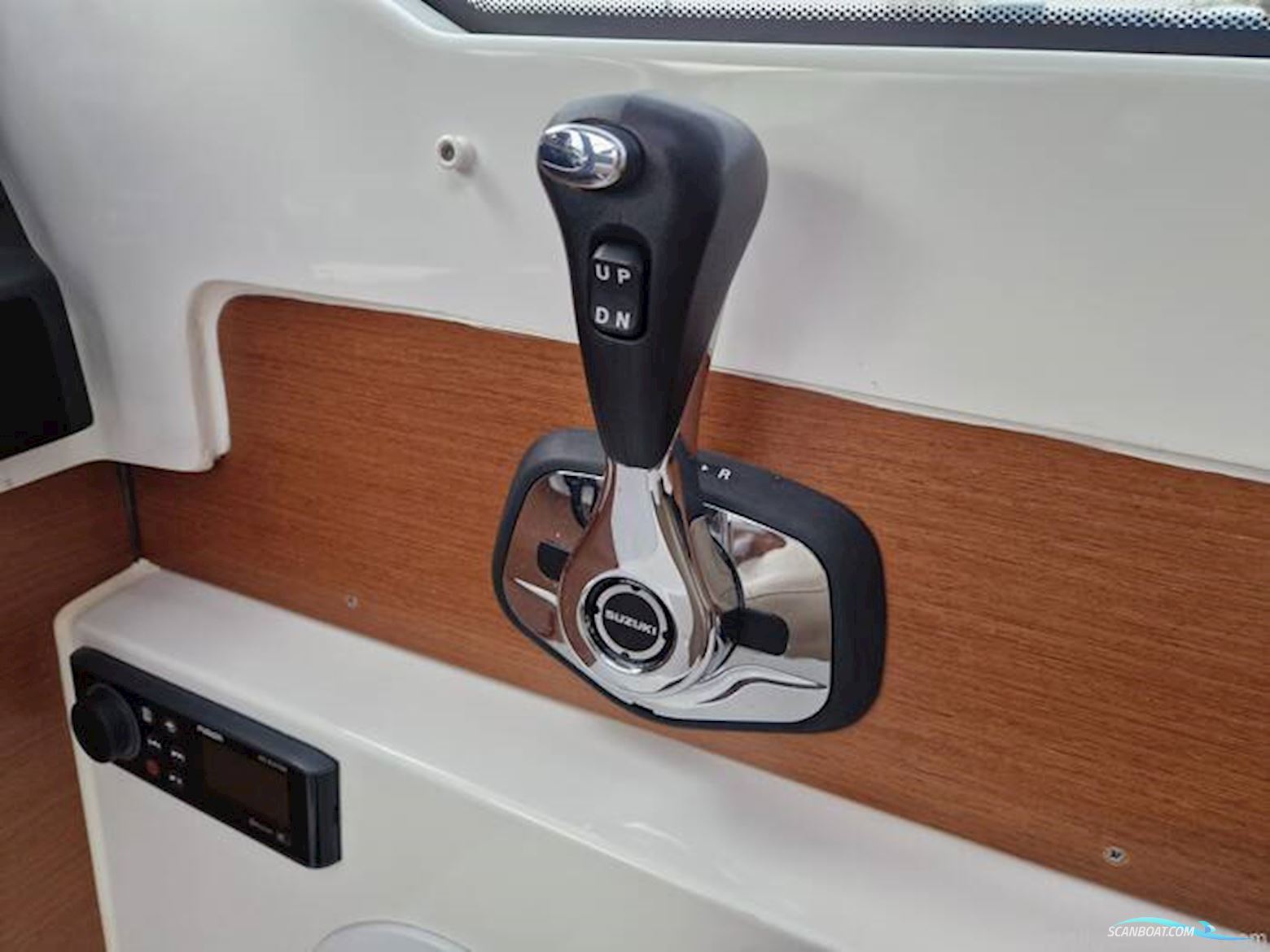 Jeanneau Merry Fisher 795