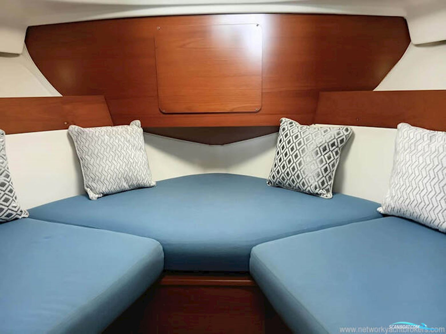 Jeanneau Merry Fisher 805
