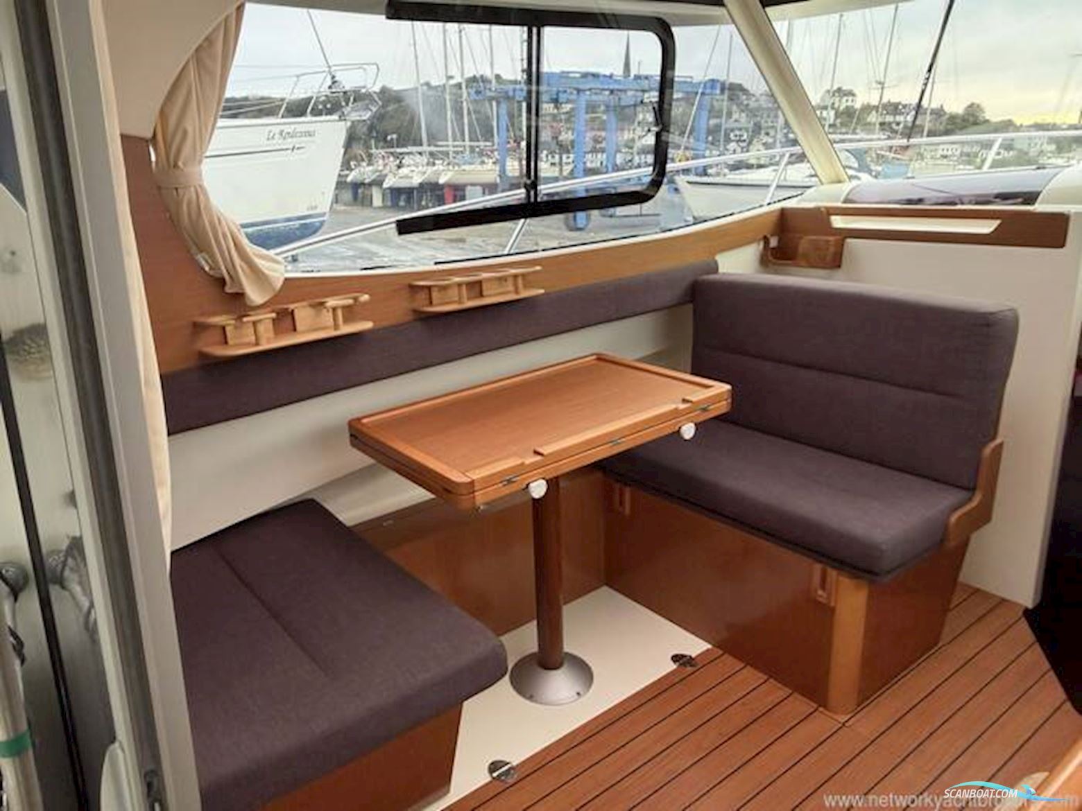 Jeanneau Merry Fisher 815