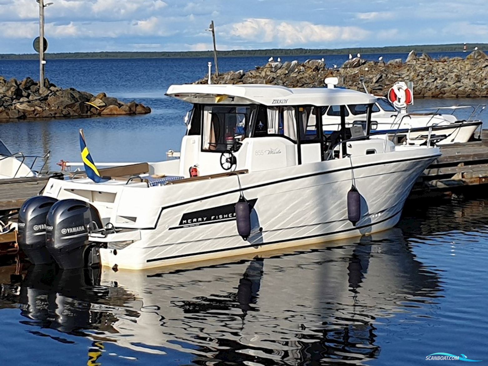 Jeanneau Merry Fisher 855 Marlin Motorbåt 2015, med Yamaha F 200 Fetx motor, Sverige