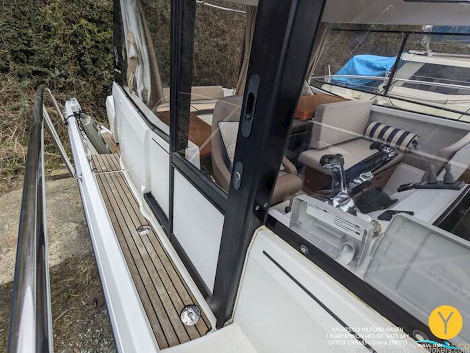 Jeanneau Merry Fisher 855