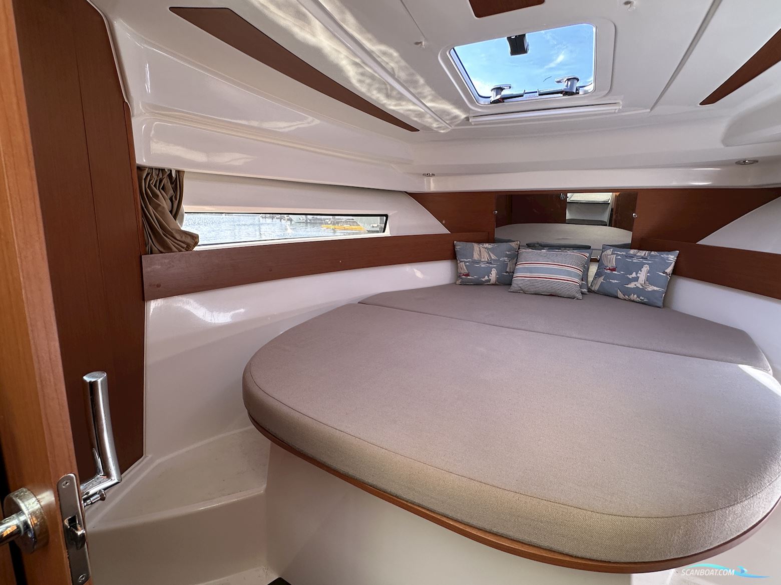 Jeanneau Merry Fisher 855