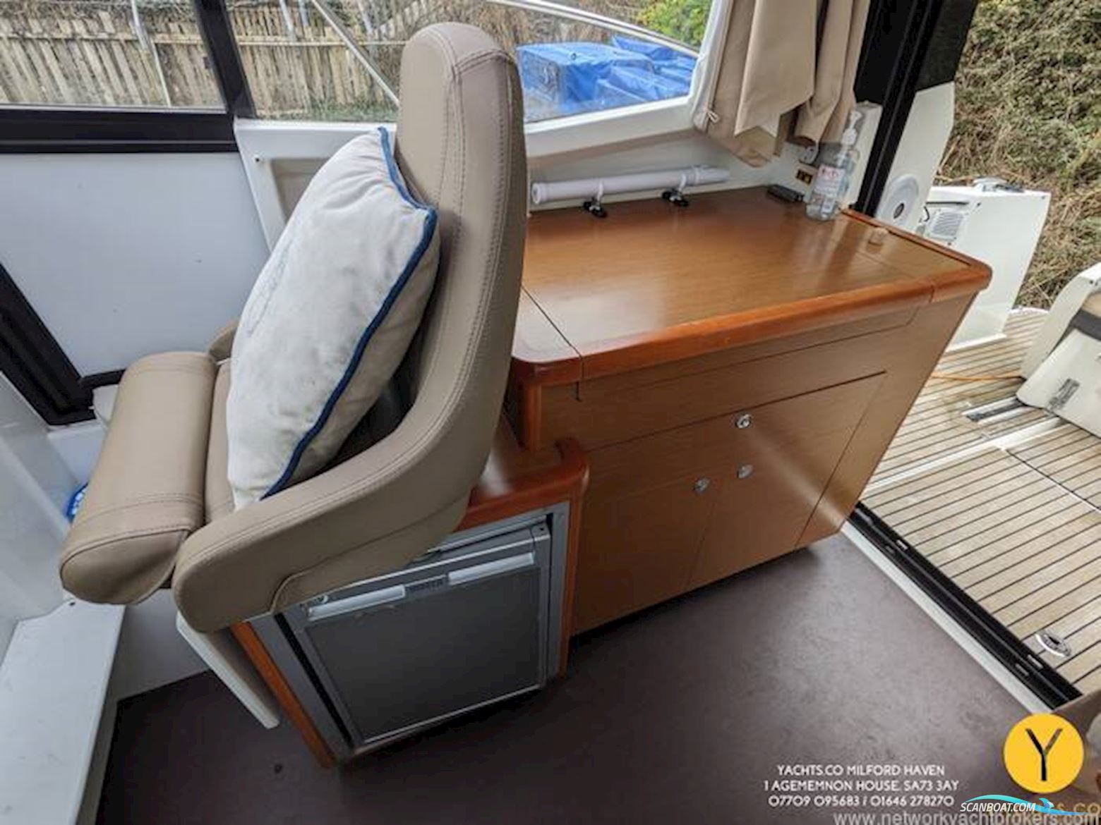 Jeanneau Merry Fisher 855