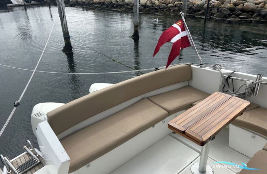 Jeanneau Merry Fisher 855