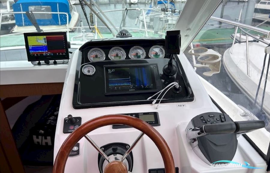 Jeanneau Merry Fisher 855