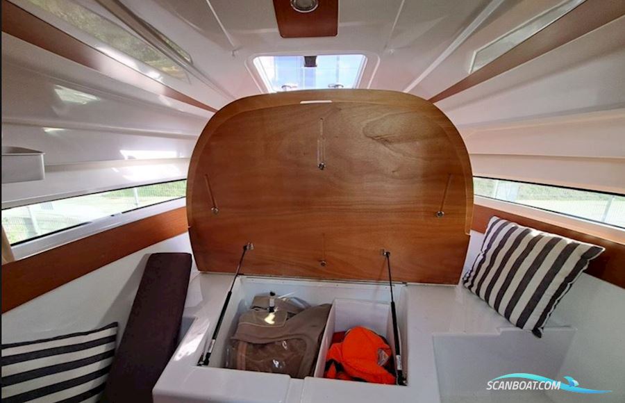 Jeanneau Merry Fisher 855