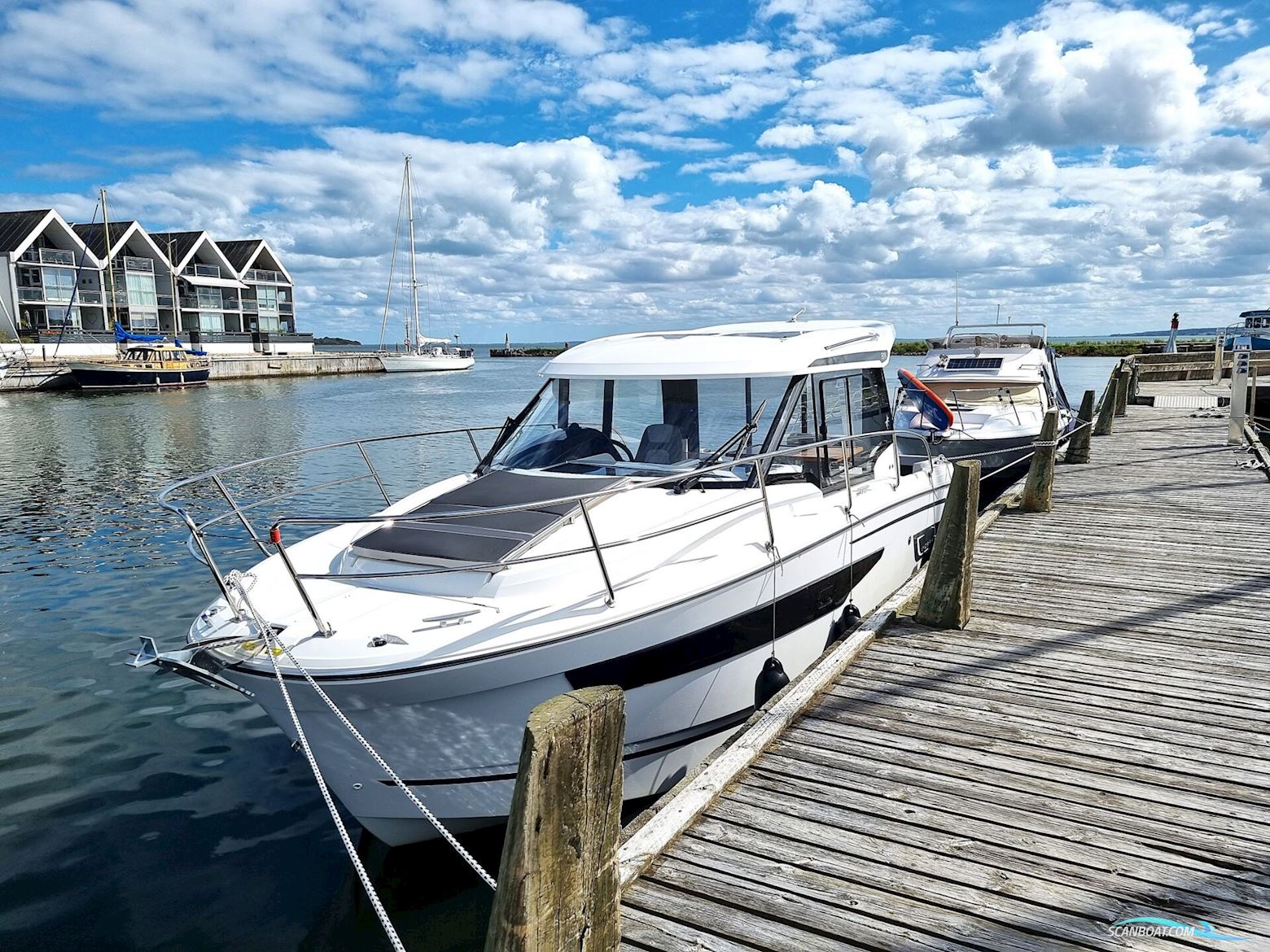 Jeanneau Merry Fisher 895 –