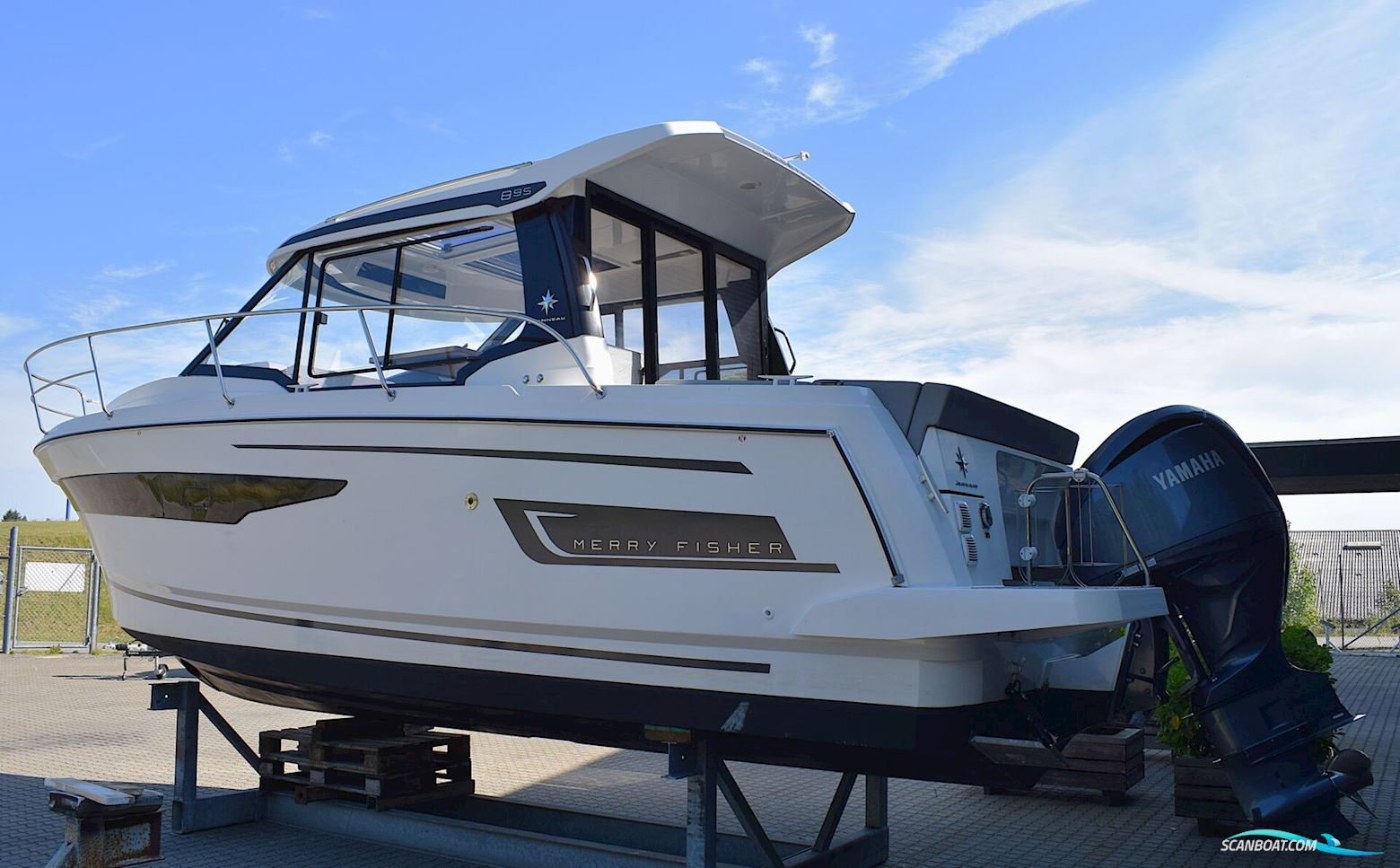 Jeanneau Merry Fisher 895 – Reserveret!