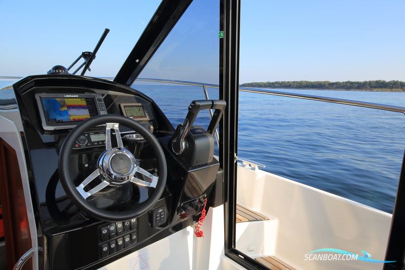 Jeanneau Merry Fisher 895