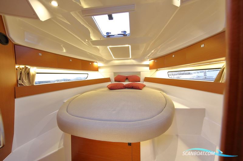 Jeanneau Merry Fisher 895